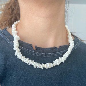 Y2k puka shell beachy necklace